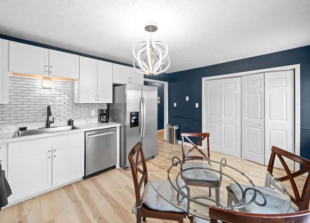 Property at 109 Oak Tree Dr, Oak Grove, KY 42262, 3 beds, 2 baths
