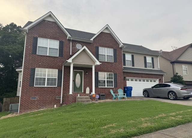 Property at 1816 Patricia Dr, Clarksville, TN 37040, 5 beds, 2.5 baths