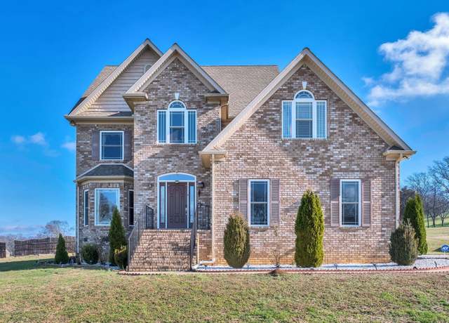 Property at 132 Stonecreek Dr, Pulaski, TN 38478, 4 beds, 3.5 baths