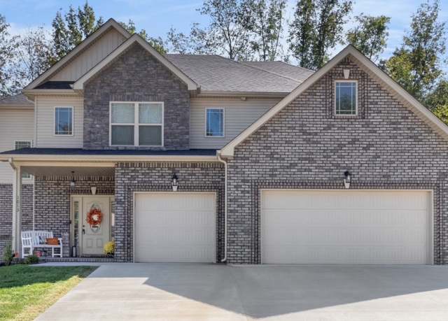 Property at 1013 Brightwood Ct, Clarksville, TN 37043, 4 beds, 2.5 baths