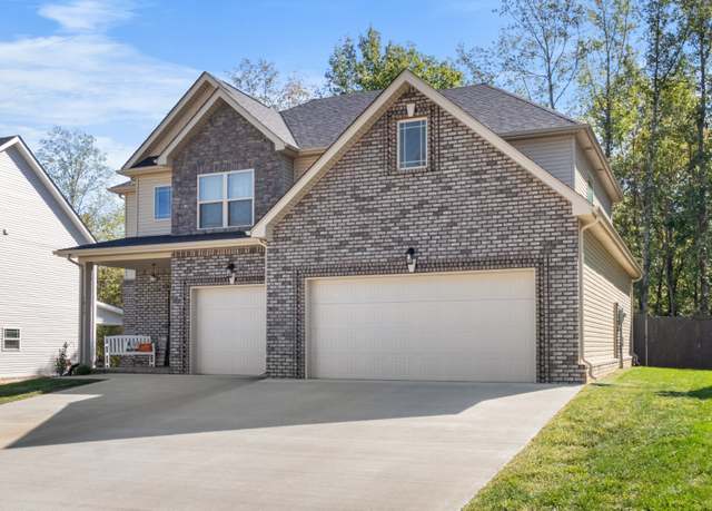 Property at 1013 Brightwood Ct, Clarksville, TN 37043, 4 beds, 2.5 baths