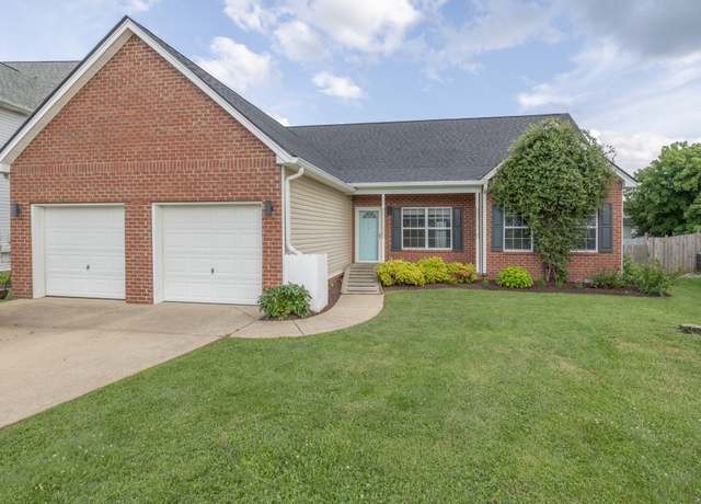 Property at 1905 Bugle Ct, Spring Hill, TN 37174, 4 beds, 2 baths