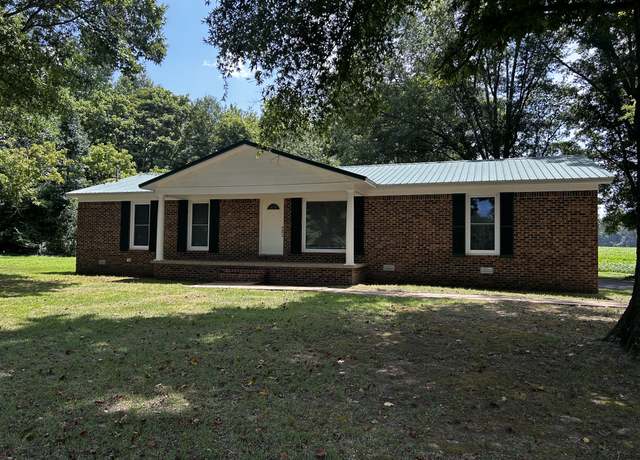 Property at 1532 Mag Duffy St, Humboldt, TN 38343, 3 beds, 2 baths