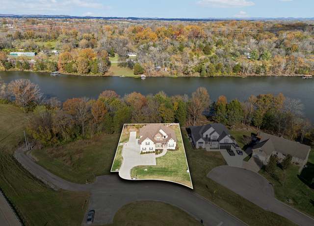 Property at 104 Wayward Pt, Gallatin, TN 37066, 5 beds, 3 baths