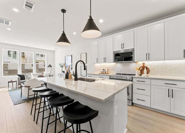 Property at 834 42nd Ave N, Nashville, TN 37209, 3 beds, 2.5 baths