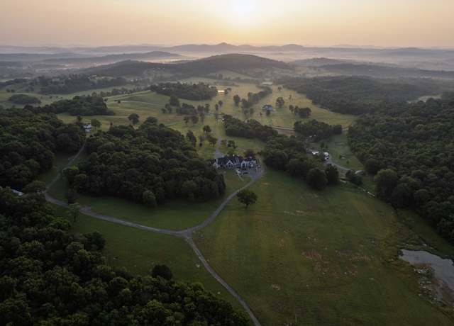 Property at 6180 SE Tater Peeler Rd, Lebanon, TN 37090, 2 beds, 7.5 baths