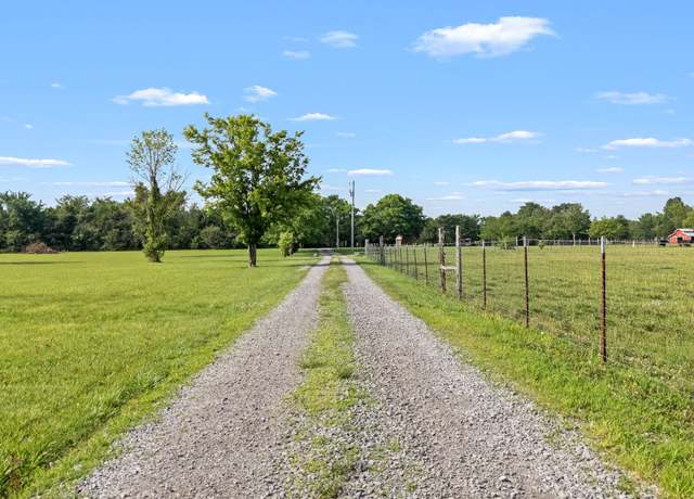 Property at 414 Squire Hall Rd, Shelbyville, TN 37160