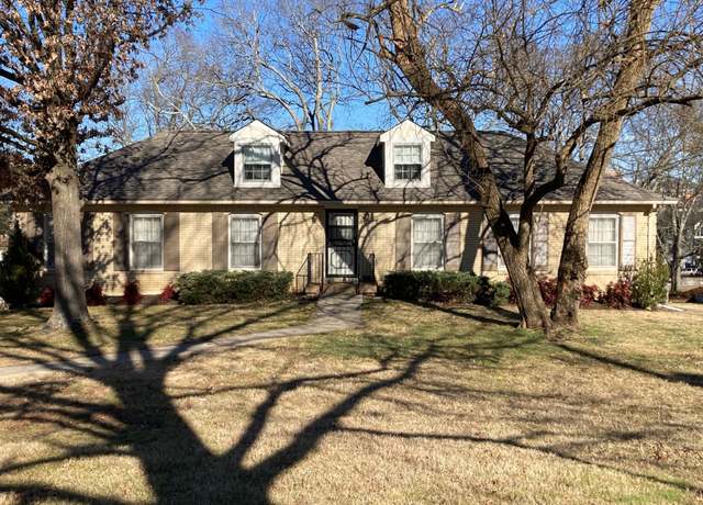 Property at 3914 Caylor Dr, Nashville, TN 37215, 3 beds, 2 baths