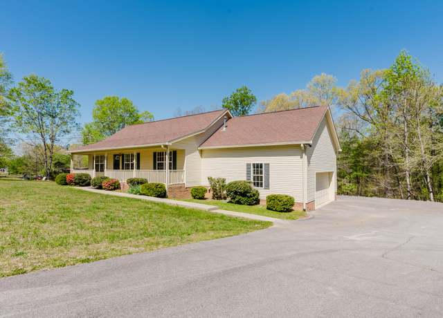 Property at 1111 Old County House Rd, Charlotte, TN 37036, 3 beds, 2 baths
