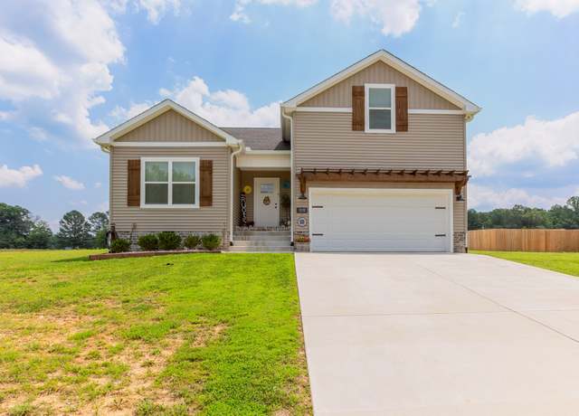 Property at 1212 Angus Way, Greenbrier, TN 37073, 3 beds, 2 baths