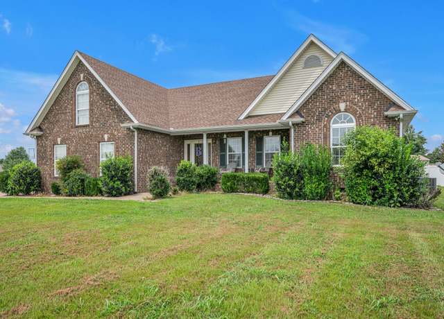 Property at 1055 Mead Dr, Ashland City, TN 37015, 3 beds, 2 baths