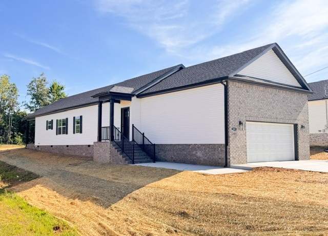 Property at 303 Lee Ln, Shelbyville, TN 37160, 3 beds, 2 baths