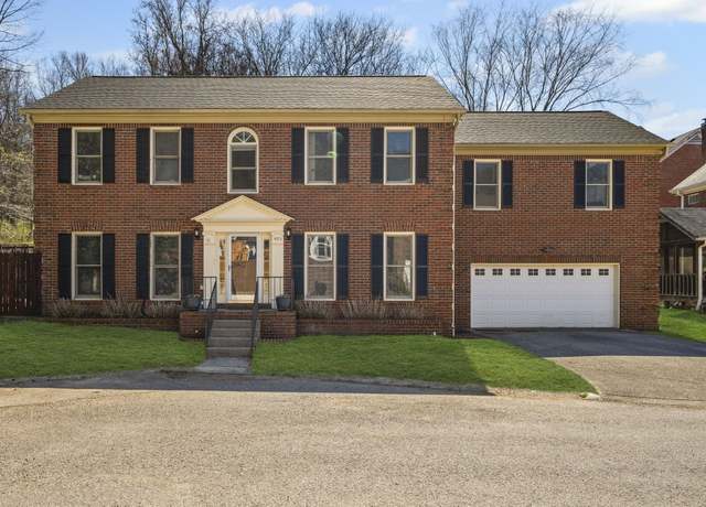 Property at 405 Wexford Ct, Franklin, TN 37069, 4 beds, 3.5 baths