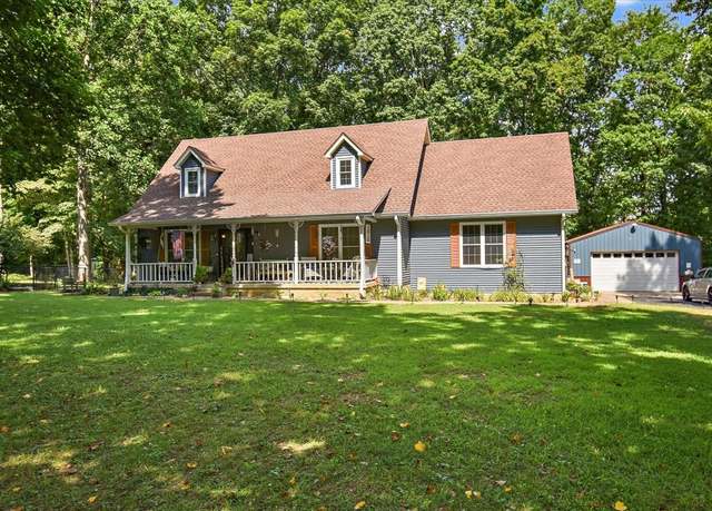 Property at 625 Mag a Mor Dr, Lafayette, TN 37083, 3 beds, 2 baths