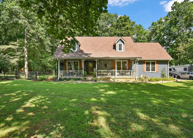 Property at 625 Mag a Mor Dr, Lafayette, TN 37083, 3 beds, 2 baths