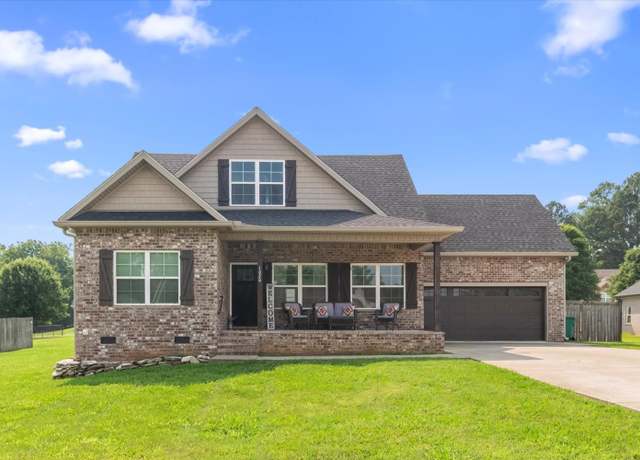 Property at 1020 Corey Dr, Lewisburg, TN 37091, 3 beds, 2.5 baths