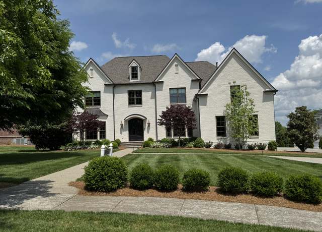 Property at 9246 Wardley Park Ln, Brentwood, TN 37027, 4 beds, 5 baths