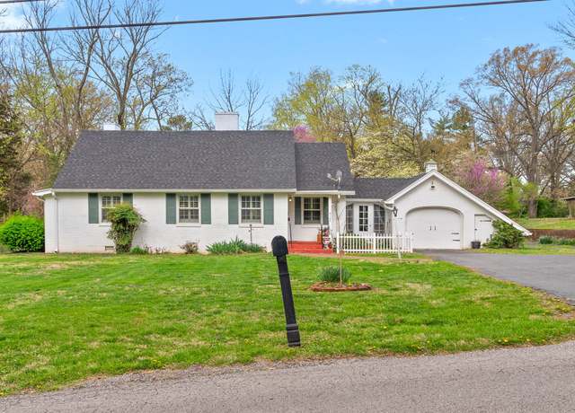 Property at 3107 Circle Dr, Hopkinsville, KY 42240, 3 beds, 2 baths