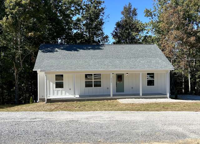 Property at 5716 Little Dry Creek Rd, Pulaski, TN 38478, 2 beds, 2 baths