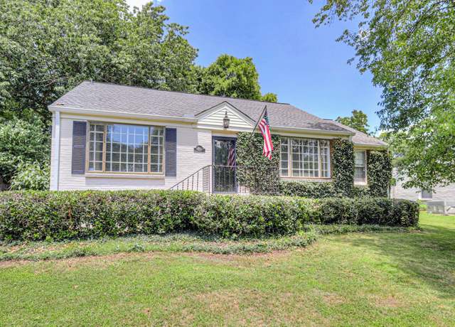 Property at 5628 Knob Rd, Nashville, TN 37209, 3 beds, 2 baths