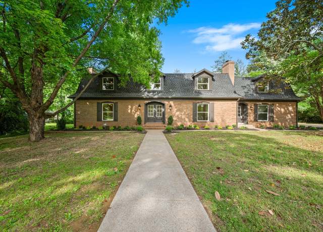 Property at 1311 Halifax Ct, Murfreesboro, TN 37130, 5 beds, 4 baths