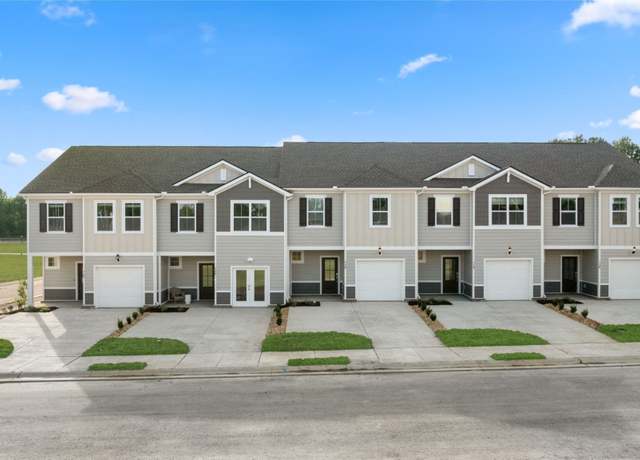 Property at 721 Big Bend Ct, White House, TN 37188, 3 beds, 2.5 baths