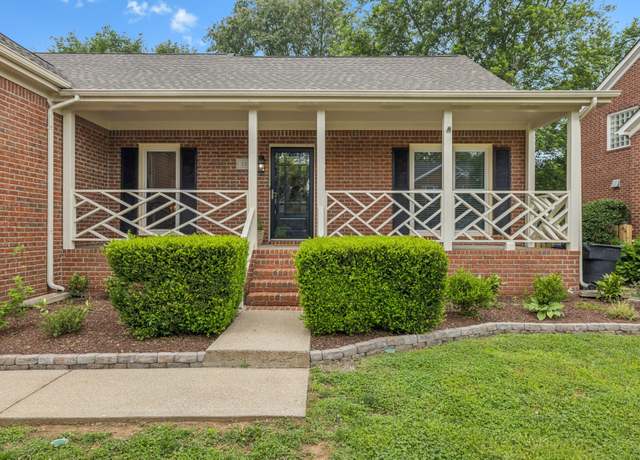 Property at 721 Shadowlawn Ct, Franklin, TN 37069, 4 beds, 3 baths