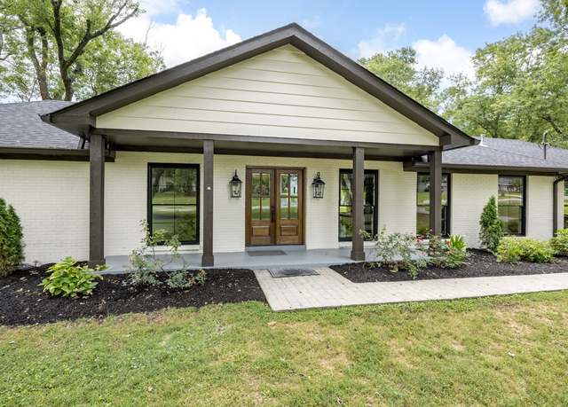 Property at 1408 Lipscomb Dr, Brentwood, TN 37027, 4 beds, 3 baths