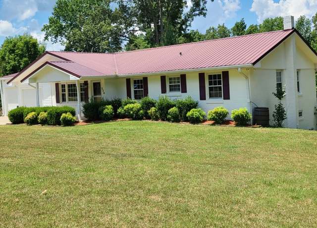Property at 254 Shane Lee Cir, Dover, TN 37058, 5 beds, 4 baths