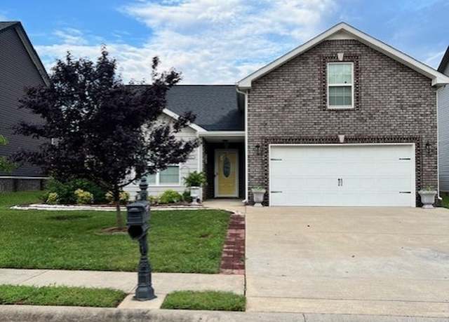 Property at 3753 Windmill Dr, Clarksville, TN 37040, 3 beds, 2.5 baths