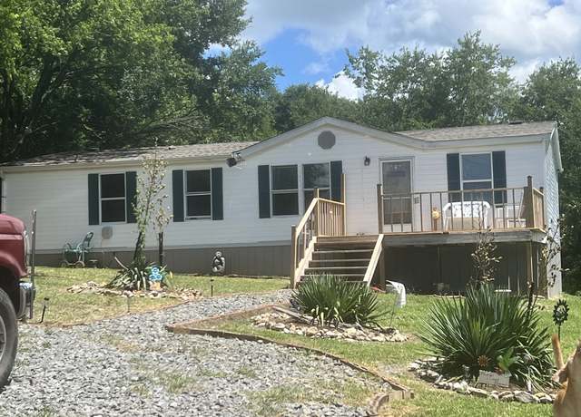 Property at 600 Dalton Hollow Rd, Hartsville, TN 37074, 3 beds, 2 baths