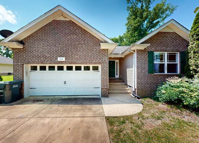 Property at 100 Hickory Pointe, Dickson, TN 37055, 3 beds, 2 baths