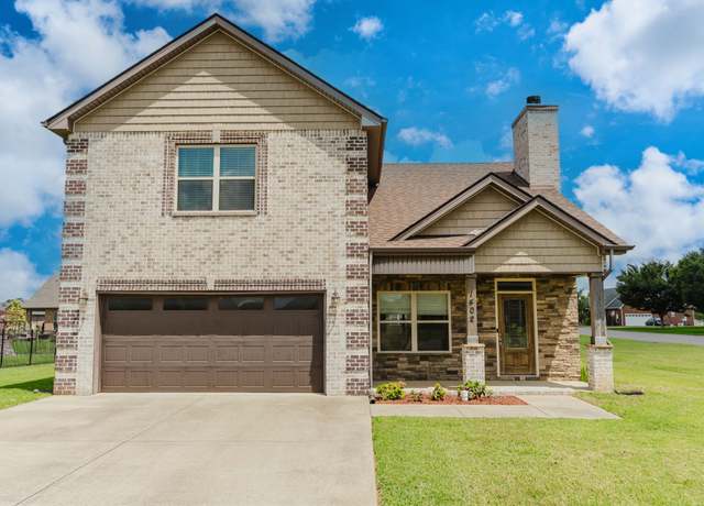Property at 1402 Alamo Ave, Murfreesboro, TN 37129, 5 beds, 3.5 baths