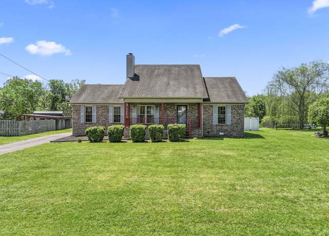 Property at 382 Clarkston Dr, Smyrna, TN 37167, 3 beds, 2.5 baths