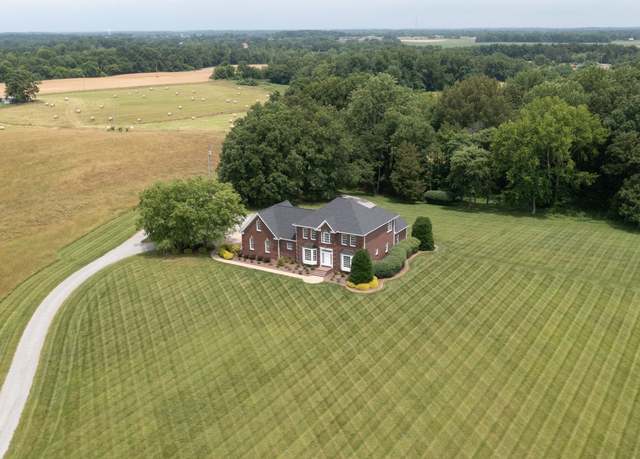 Property at 300 N Happy Hollow Rd, Portland, TN 37148, 4 beds, 3.5 baths