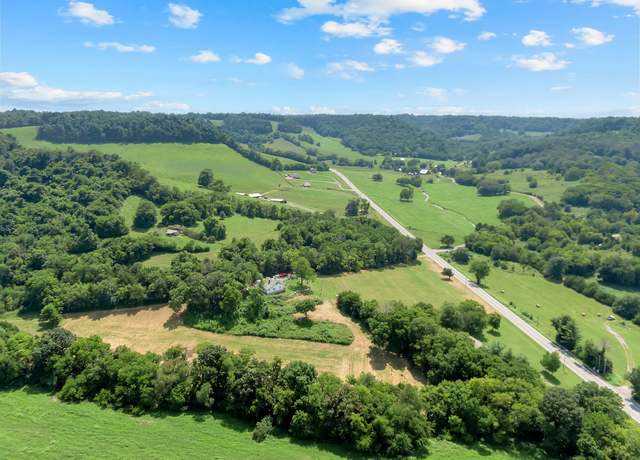 Property at 3441 Highway 231 S, Shelbyville, TN 37160, 3 beds, 1 bath