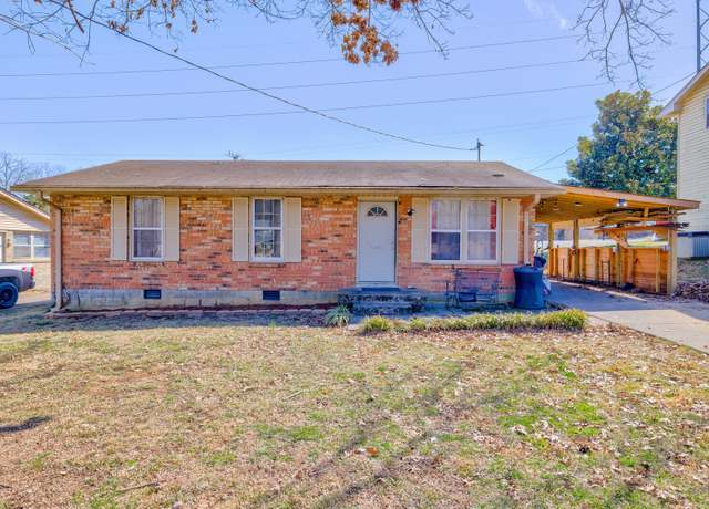 Property at 530 Savely Dr, Hendersonville, TN 37075, 4 beds, 2 baths