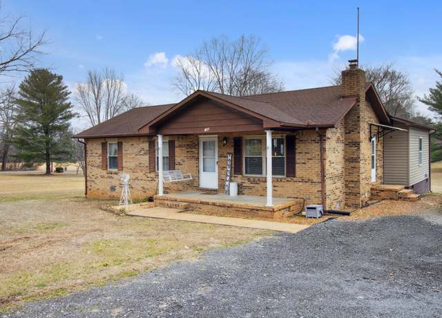 Property at 704 Flower Lane Dr, Estill Springs, TN 37330, 4 beds, 2 baths