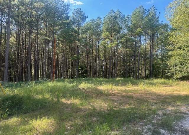 Property at 450 Pine Grove Dr, Waverly, TN 37185