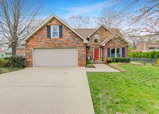 Property at 1975 Stepford Dr, Clarksville, TN 37043, 3 beds, 2.5 baths
