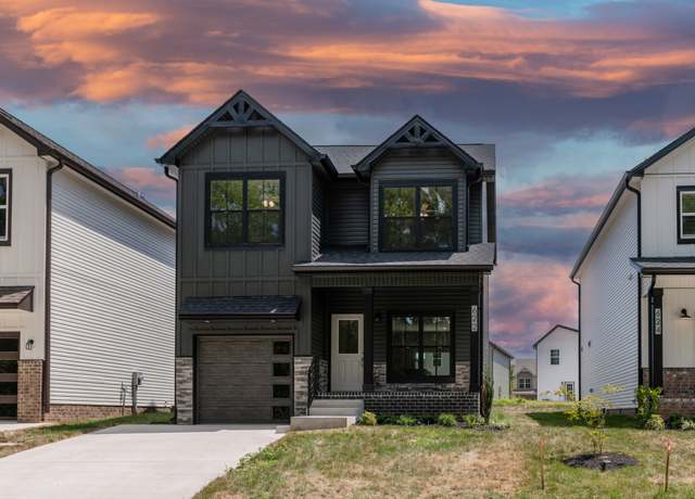 Property at 622 Southern Pass Run, Clarksville, TN 37043, 3 beds, 2.5 baths