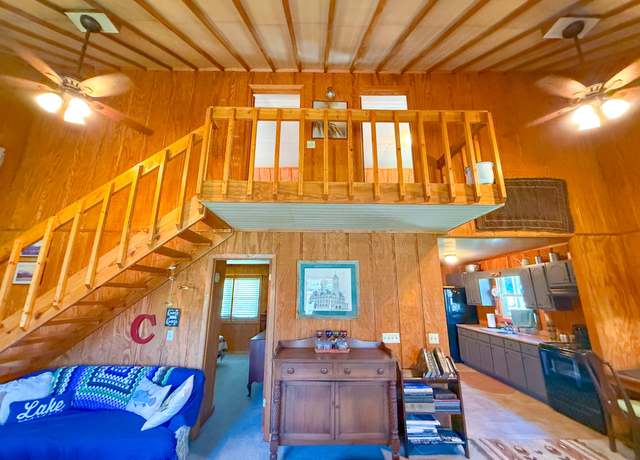 Property at 2893 Clear Creek Rd, Pulaski, TN 38478, 3 beds, 1 bath