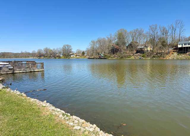 Property at 2893 Clear Creek Rd, Pulaski, TN 38478, 3 beds, 1 bath