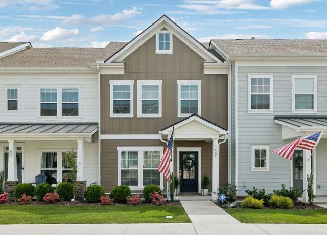 Property at 852 Westcott Ln, Antioch, TN 37013, 3 beds, 2.5 baths