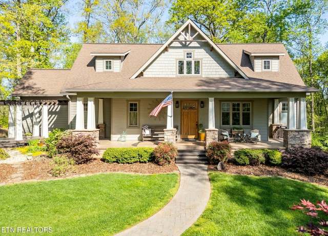 Property at 3936 Guinn Rd, Knoxville, TN 37931, 4 beds, 3.5 baths
