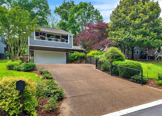 Property at 620 Harpeth Trace Dr, Nashville, TN 37221, 3 beds, 2.5 baths
