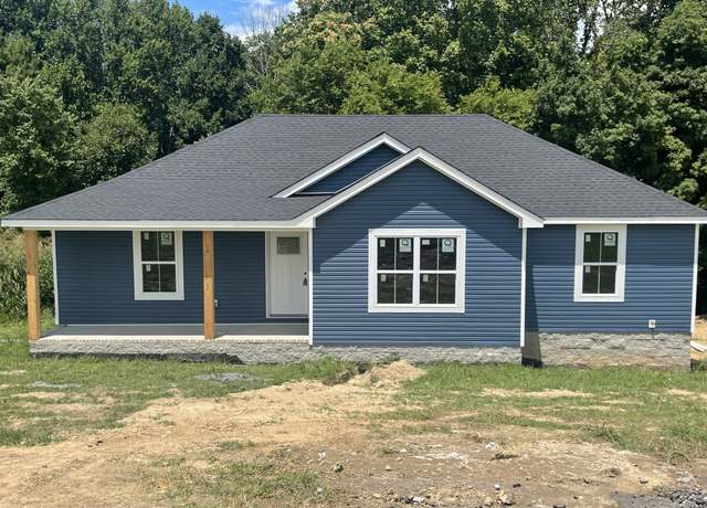 Property at 2798 Highland Rd, Lafayette, TN 37083, 3 beds, 2 baths