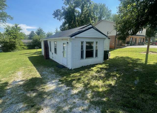 Property at 131 Old Westmoreland Rd, Portland, TN 37148, 2 beds, 1 bath