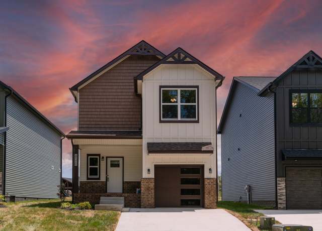Property at 620 Southern Pass Run, Clarksville, TN 37043, 3 beds, 2.5 baths