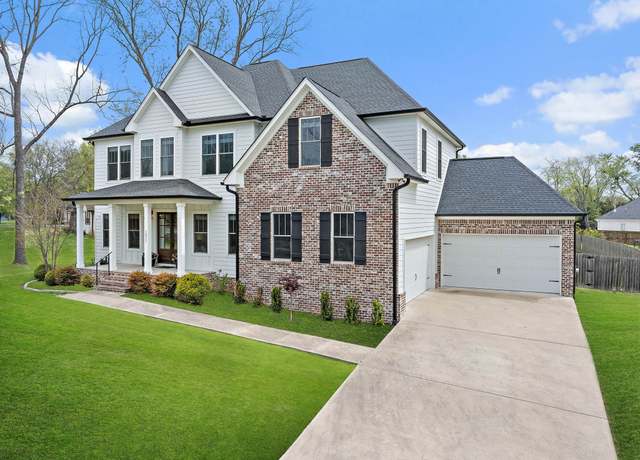 Property at 1211 Bayview Dr, Gallatin, TN 37066, 4 beds, 3.5 baths